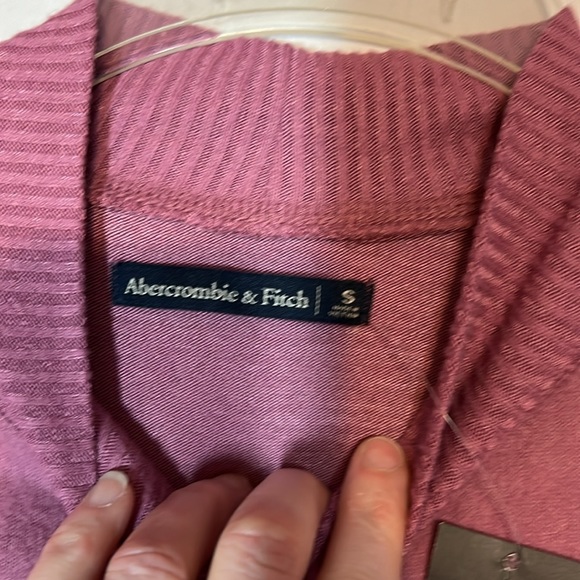 Abercrombie & Fitch Mauve Long Sleeve Sweater - Picture 3 of 4